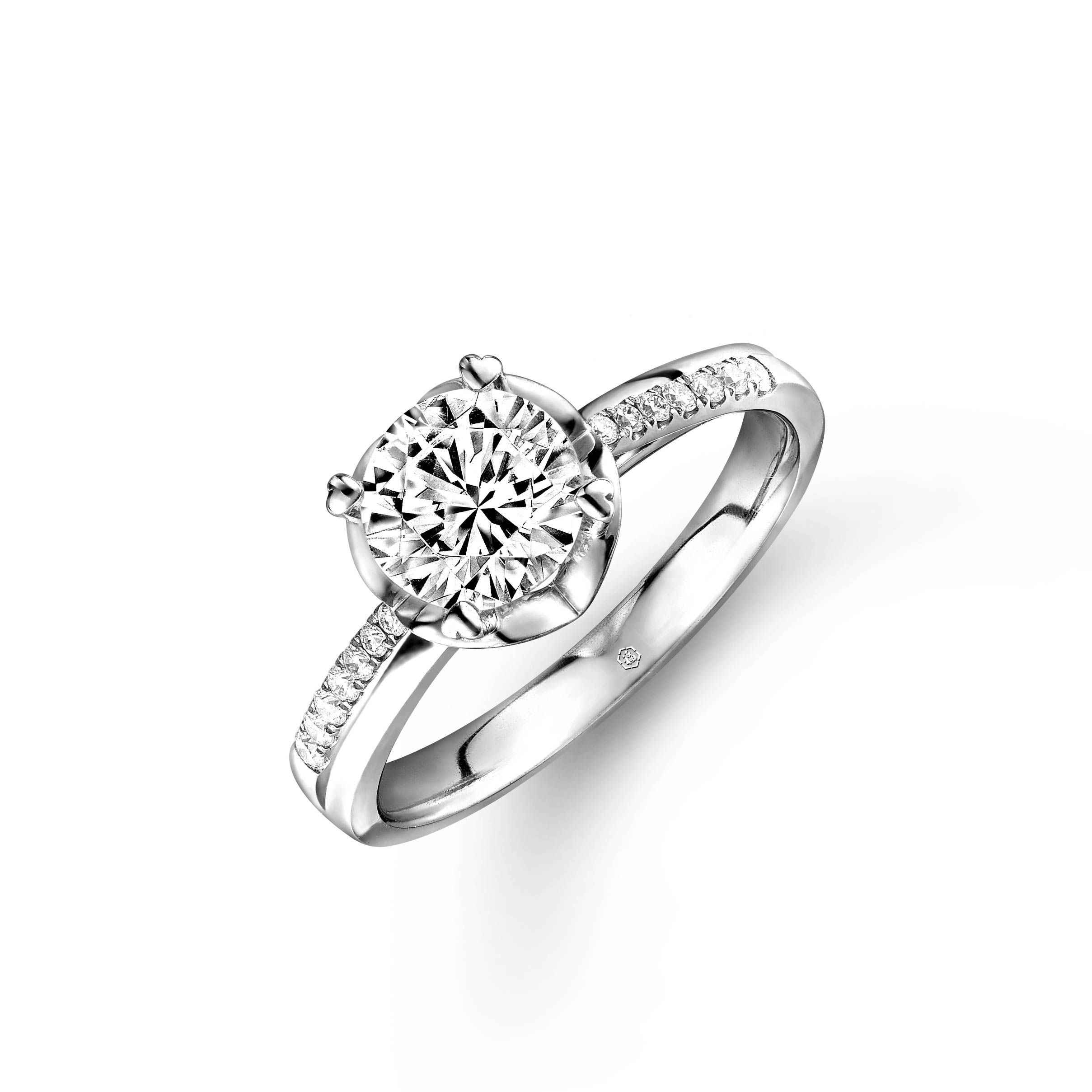 Love is Beauty Collection 18K White Gold Diamond Ring