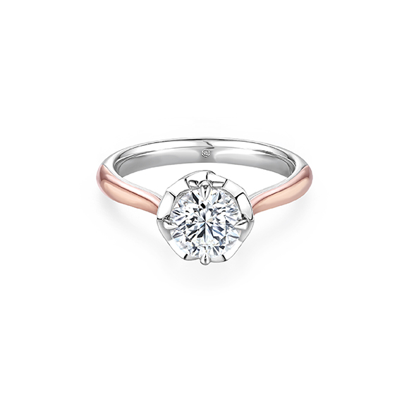 Love is Beauty Collection 18K Gold Diamond Ring