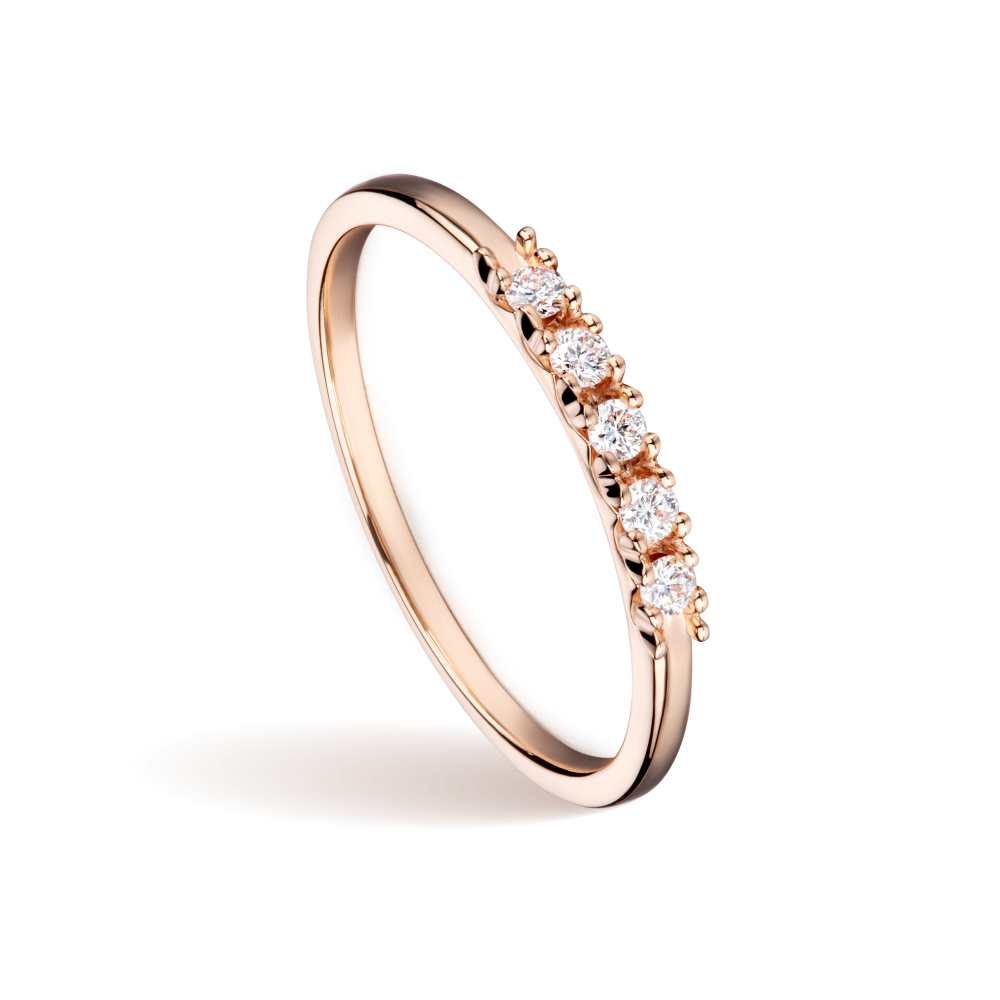 “Shining Promise” 18K Gold Diamond Ring 